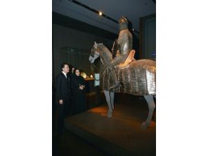 Bakan Ömer Çelik Katar’da