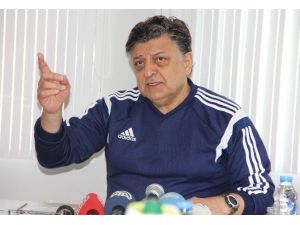 Yılmaz Vural’dan Futbolculara Uyarı