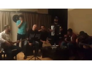 Sanatçılardan Beşiktaş İçin Yeni Beste