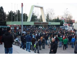 Bursa’da 11’ler Belli Oldu, Bilet Kuyruğuna İsyan