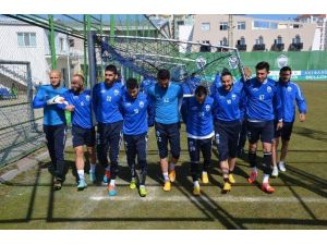 Özdilek: Bu Takım Ligde Kalacaktır