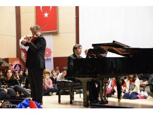 Karesi’de Piyano Ve Keman Resitali