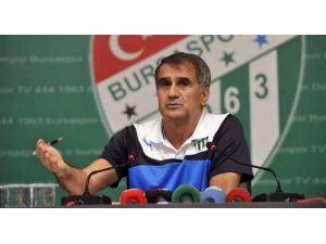 Şenol Güneş’ten Hakemlere Salvolar