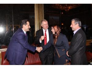 Rizeli Ev Hanımı Diplomatların Başaramadığını Başardı