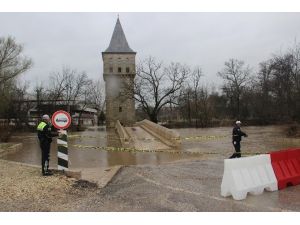 Edirne’de Nehir Debileri Yükseldi