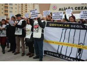 İzmir’de ’Çocuk Cezaevleri Kapatılsın’ Eylemi