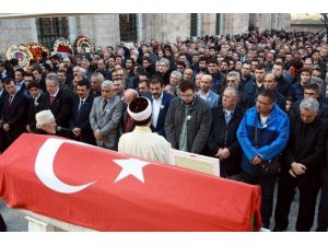 Görev Başındaki Doktor Kalp Krizi Kurbanı Oldu