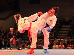 Milli Karateciden Tarihi Hedef