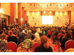 Başbakan Davutlu Mardin’de Kadınlara Seslendi