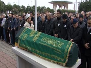 Finlandiya’da Öldürülen Çift Son Yolculuğuna Uğurlandı