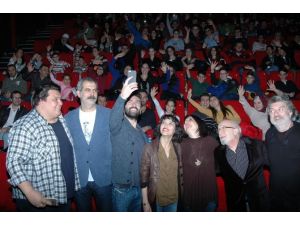 ’Çarşı Pazar’ Gala Yaptı