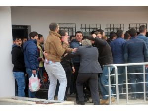 Maç Sonrası Ortalık Savaş Alanına Döndü