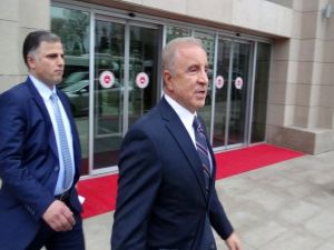 Ünal Aysal Hakime O Mesajları Anlattı !