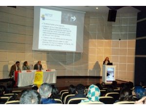 Dü’de ’Töre/namus Cinayetlerinde Gelinen Son Nokta Ve Çözüm Önerileri’ Paneli (1)