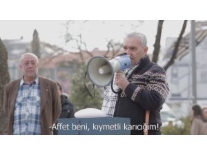 Erkekler Beşiktaş Meydanında Dile Geldi