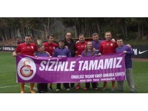Galatasaraylı Eski Futbolculardan Anlamlı Maç
