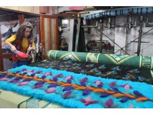 (Özel Haber) Çoban Kıyafetini Modernize Etti, Mesleği Kurtardı