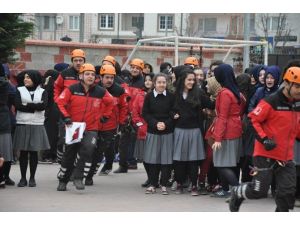 İniyak’tan Nefes Kesen Tatbikat
