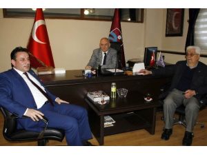 Celil Hekimoğlu, Trabzonspor Divan Başkanlığı’nı Ziyaret Etti