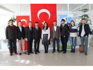 İlkokul Öğrencilerinden İstiklal Marşı Klibi