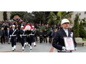 Polis Memuru Babasıyla Aynı Kaderi Paylaştı