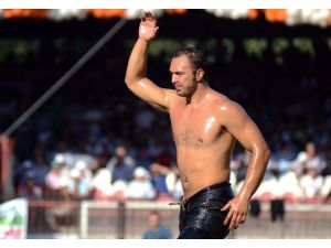 Ali Gürbüz Beklemede