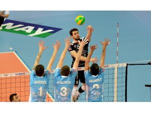 Halkbank Avrupa’ya Veda Etti