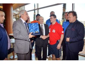 Antalya Büyükşehir Belediyesi’nden Glorıa Sports Arena’ya Ziyaret