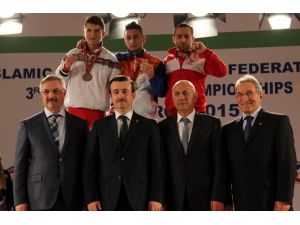 Issf 3. Halter Şampiyonası’nda Dünya Rekoru