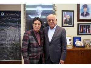 Büyükburç: “Bana Hep Yaşımı Soruyorlar Ben De 18 Diyorum”