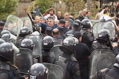 Gürcistan karıştı 