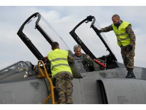 F-4e İle Denetim Yaptı