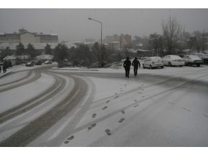 Yozgat’ta Mart Kapıdan Baktırıyor