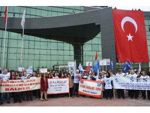 Balıkesir’de Sağlık Çalışanları İş Bıraktı