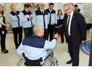Vali Karaloğlu’ndan Kocaman Yürekli Adama Ziyaret