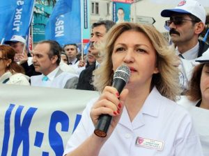 Sağlık Çalışanları Grevde
