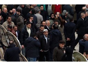 Şadan Kalkavan Son Yolculuğuna Uğurlandı