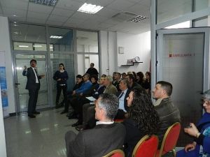 Türk Doktorlar Kosovalı Meslektaşlarına Diyabet Cerrahisini Anlattı