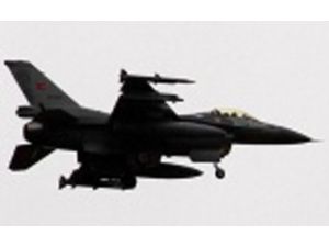 Türk Jetine Taciz!