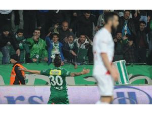 Bursa’daki Nefes Kesen Maçta 6 Gol