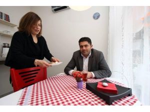 Ev Hanımı Hatice Aysel Erkal, Türkiye’de İlki Gerçekleştirdi