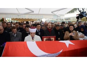Erol Büyükburç Son Yolculuğuna Uğurlandı