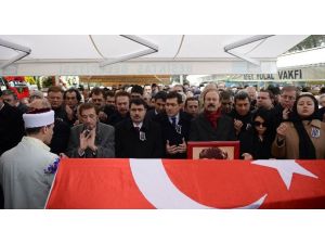 Son Yolculuğuna Uğurlandı