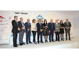 Uludağ Ekonomi Zirvesi’nde Kadın Dostu Şirketler Ödüllendirildi