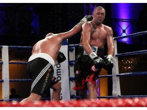 Türk Boksör Erkan Teper’den Büyük Başarı