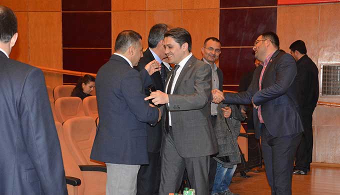 Kaya: Umudun Adı, Sağlık Çalışanları”