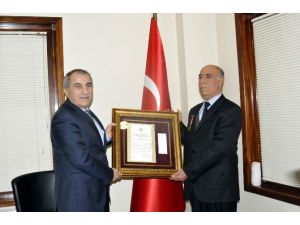 Yalovalı Gaziye Devlet Övünç Madalyası