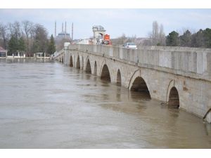 Edirne’de Nehirler Bir Haftadır Korkutuyor