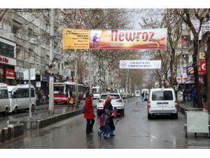 Tarihi Nevruz’a Tarihi Katılım