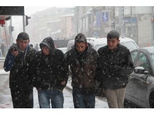 Mart’ta Kar Yağışı Şaşırttı